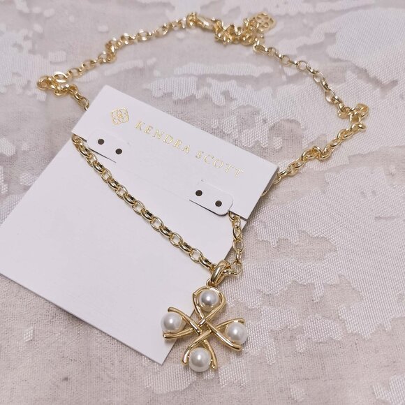 Kendra Scott Everleigh Gold Necklace White Pearl - Picture 3 of 3